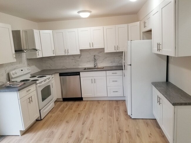 Photo - A spacious 3-Bedroom 1.5-Bathroom 3 Story ... Townhome