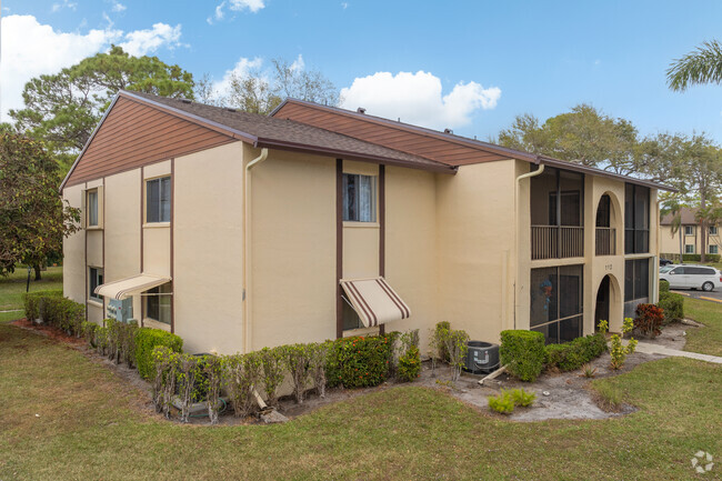 Building Photo - Pine Ridge IV Condominiums