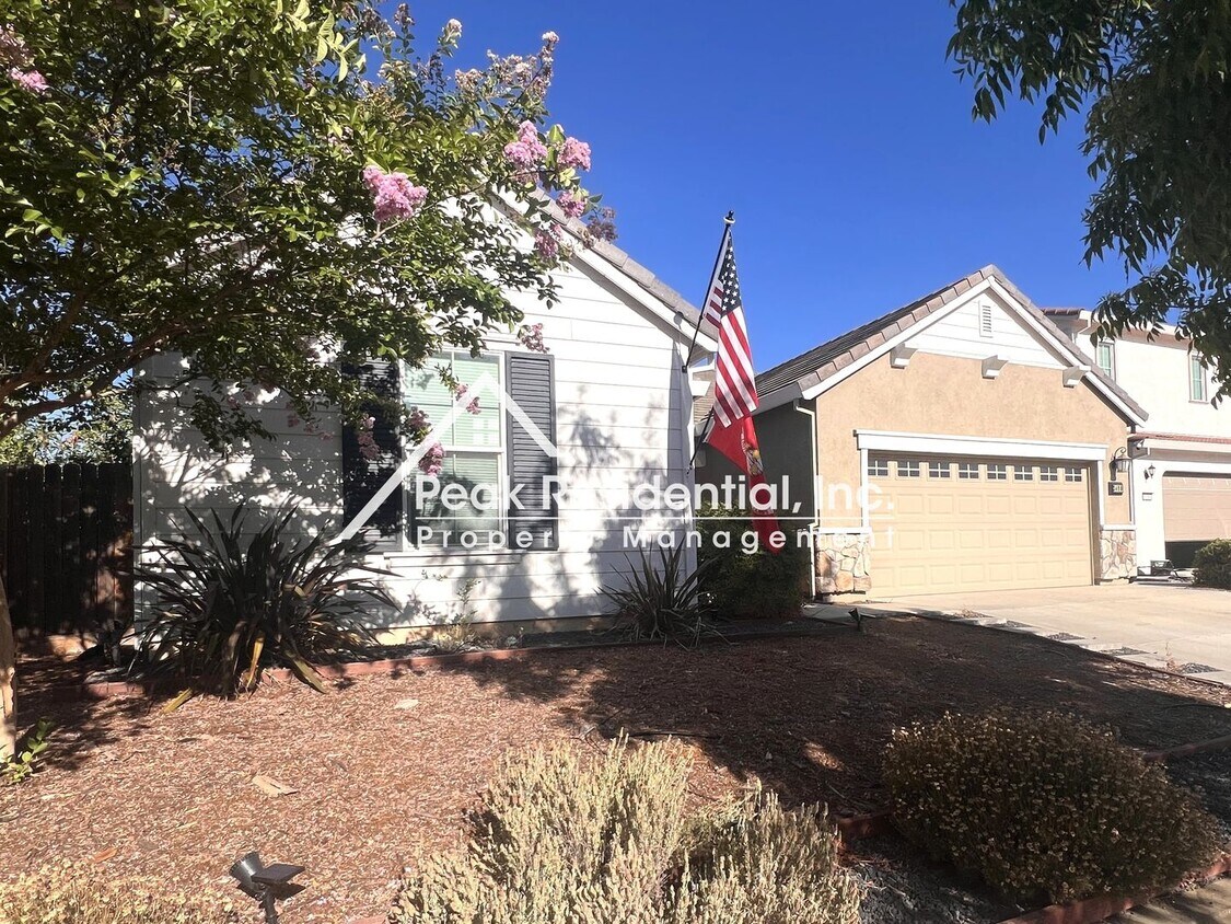 Foto del edificio - 3490 Edington Dr