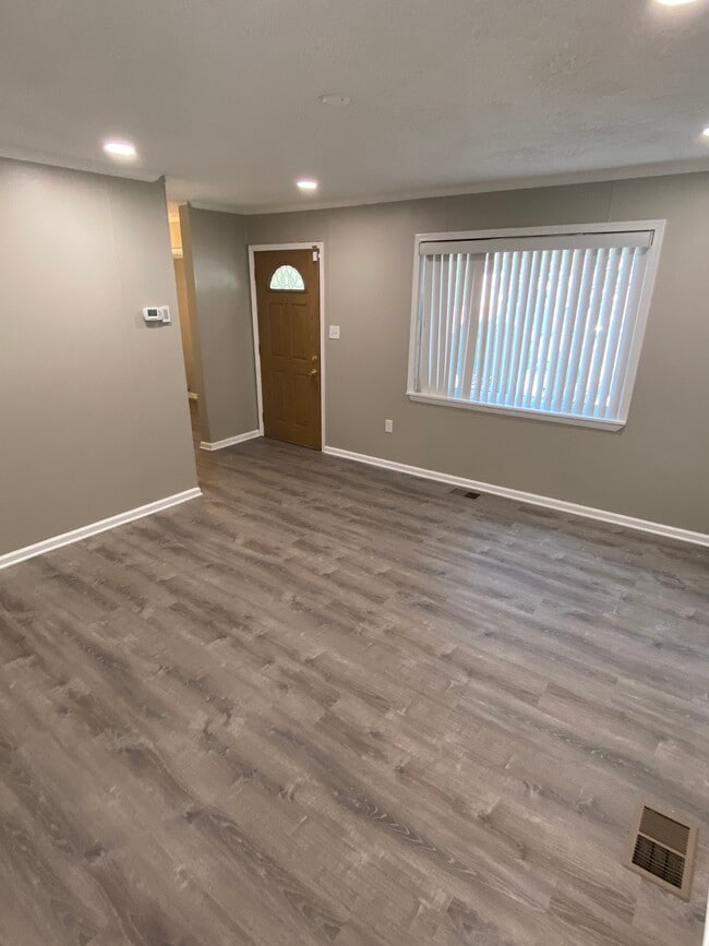 Living Room Entrance - 702 Clovis Ave