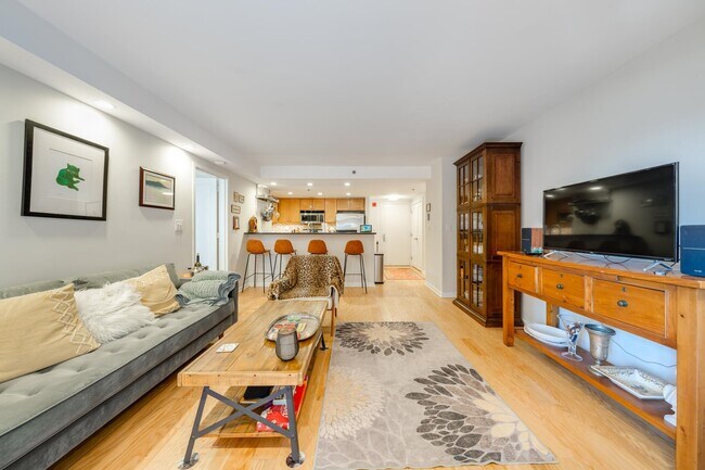 Foto del edificio - 759 2nd St