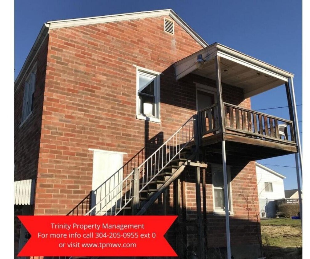Primary Photo - 407 1/2 Maryland Ave