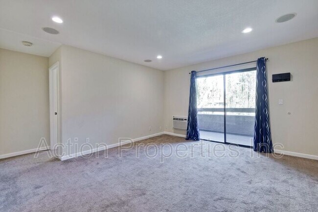 Foto del edificio - 2250 Monroe St.
