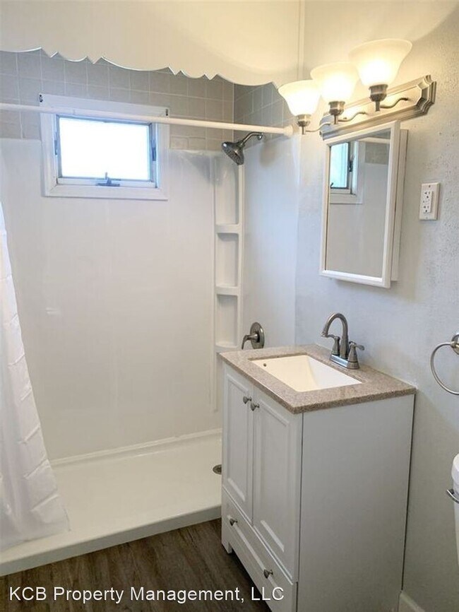 Building Photo - 2 br, 1 bath House - 624 West  Lincoln Road