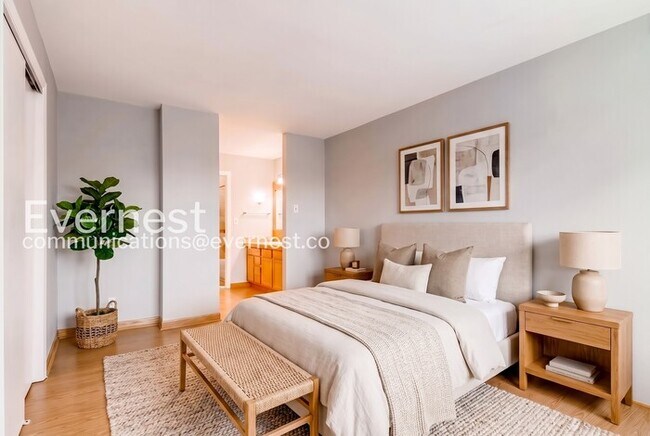 Foto del edificio - 6455 E Bates Ave