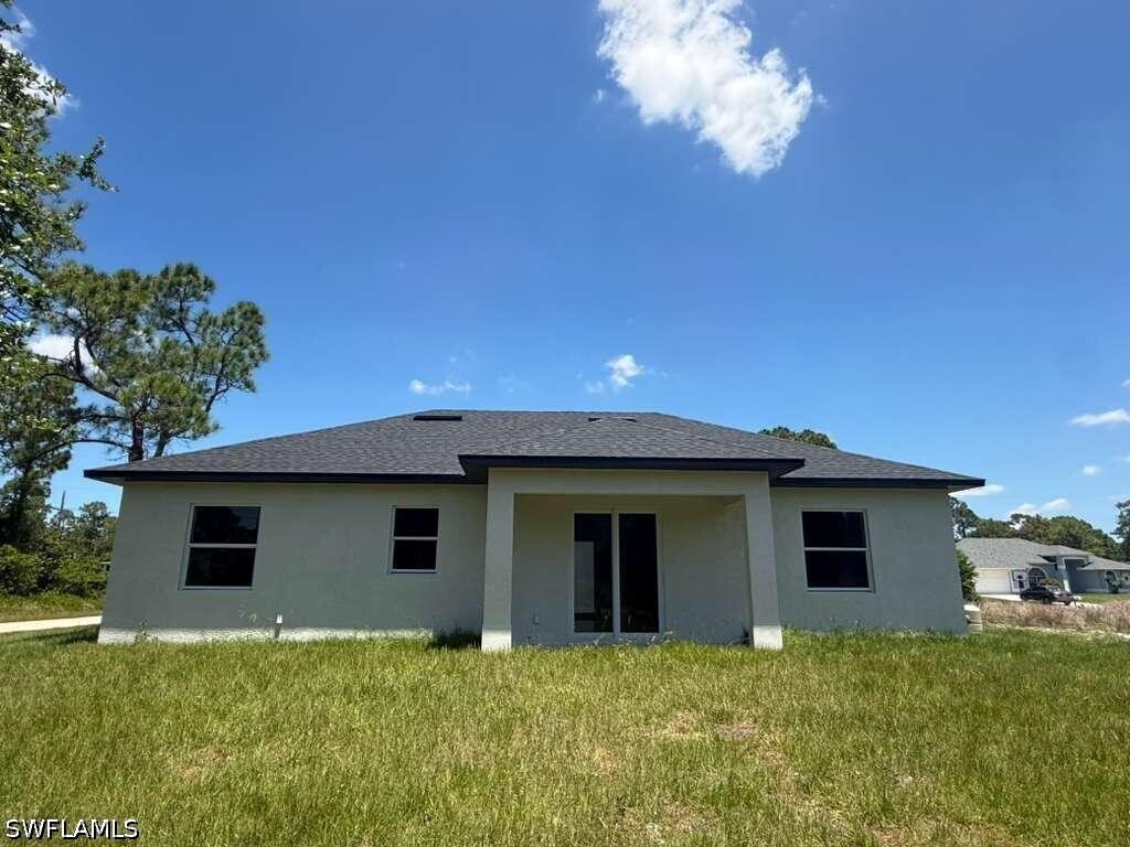 Foto del edificio - 908 Winters St E