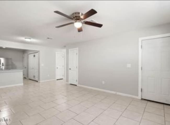 Foto del edificio - 3724 Keltner Ave