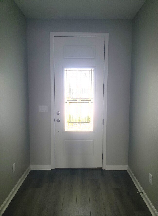 Building Photo - 89 Signet Cir