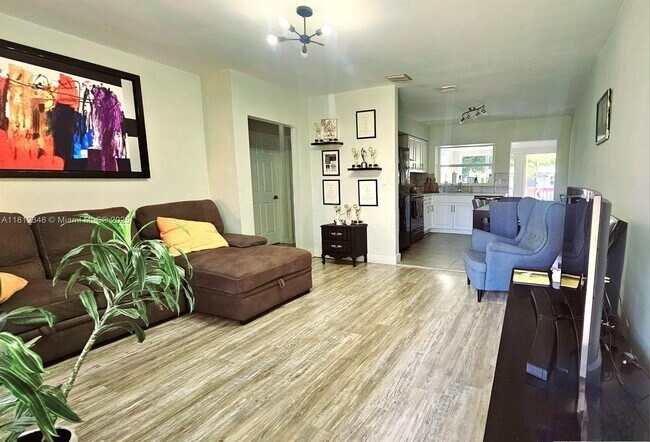 Foto del edificio - 265 NE 116th St