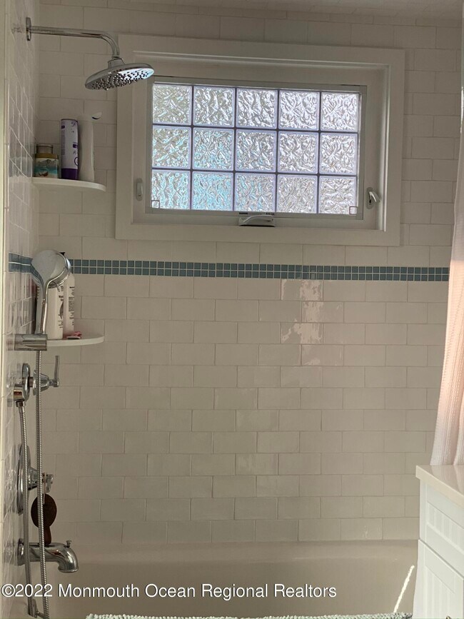 Foto del edificio - 610 Central Ave