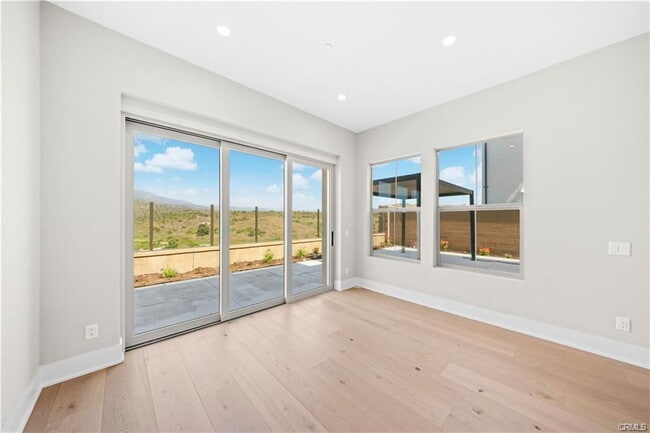 Foto del edificio - 130 Mossvine