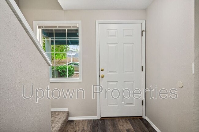 Foto del edificio - 6133-6135 SE Frances St.