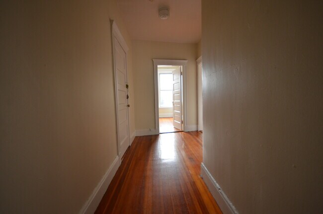 Foto del edificio - 25 Mount Hood Rd