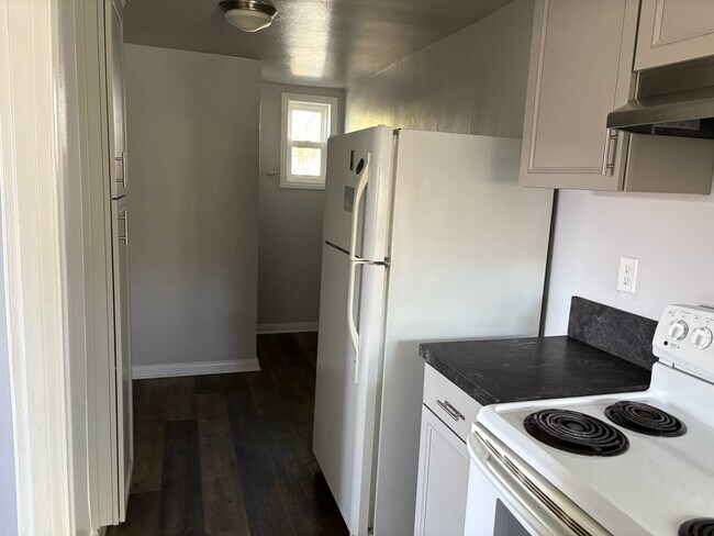 Foto del edificio - 7957 Church Ave