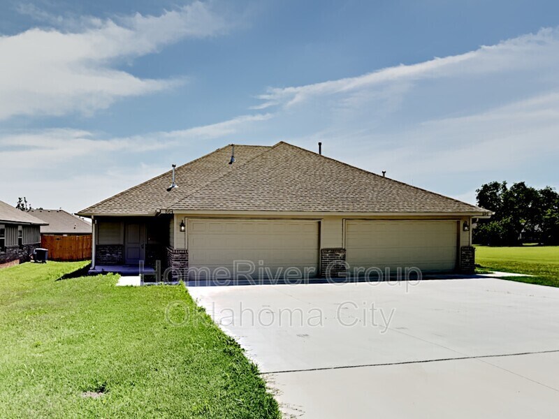 Primary Photo - 504 N 5th St