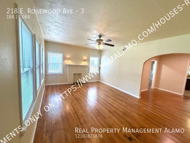 Building Photo - 218 E Rosewood Ave