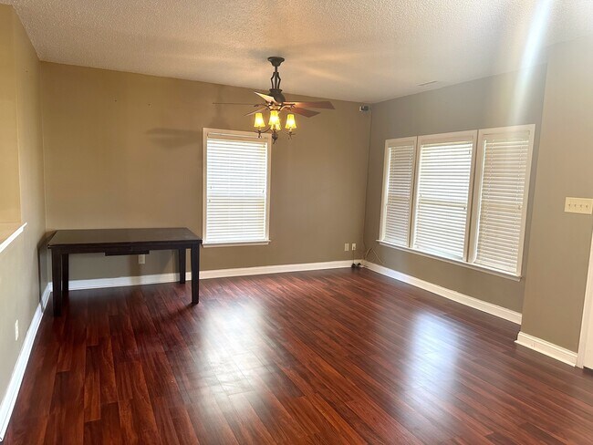 Building Photo - 448 Legacy Blvd