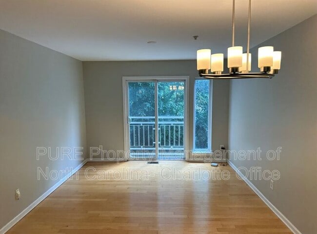 Building Photo - 3911 Picasso Court