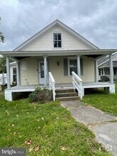 Building Photo - 524 Lafayette St
