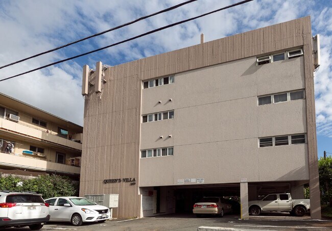 Building Photo - Queens Villa 1bd/1ba/1parking