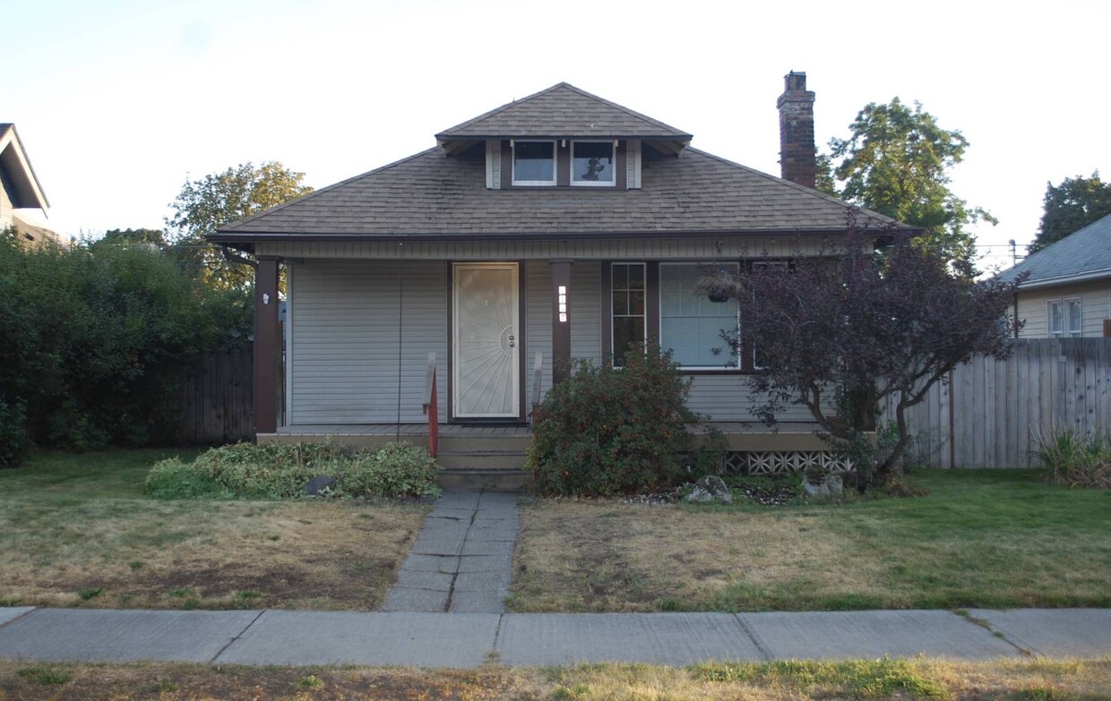 Foto principal - 1117 W Chelan Ave