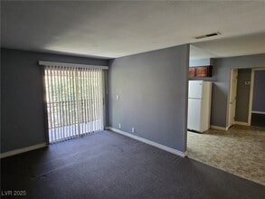 Building Photo - 5060 Indian River Dr
