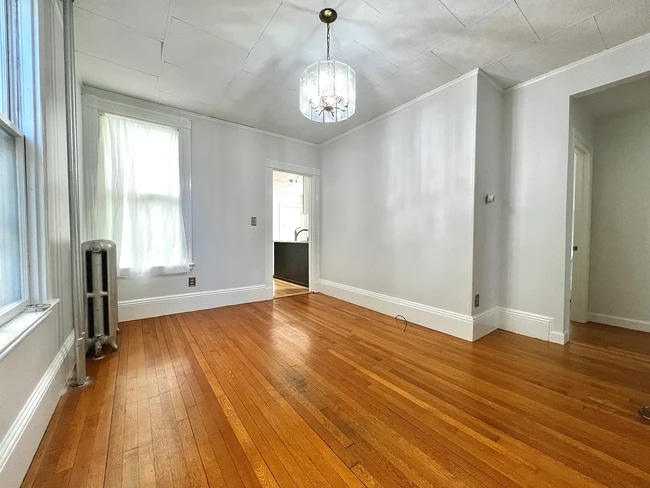 Foto del edificio - 45 Crescent Ave