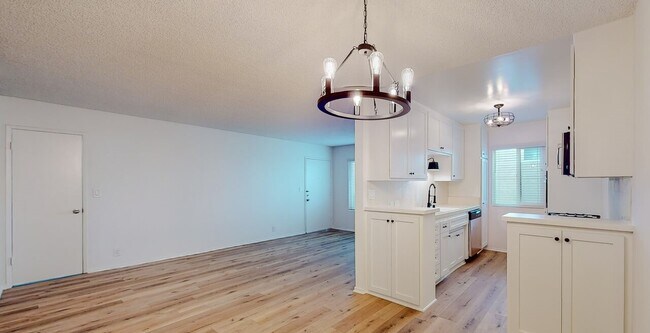 Foto del edificio - 1827 Manning Ave