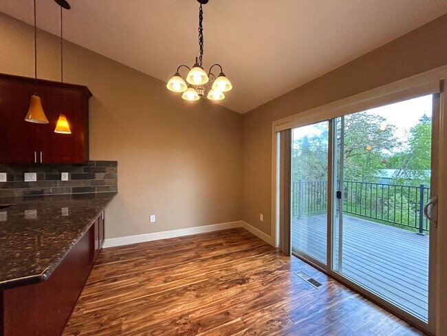 Foto del edificio - Gorgeous 3Bd/2Ba Upgraded Single Family Ho...