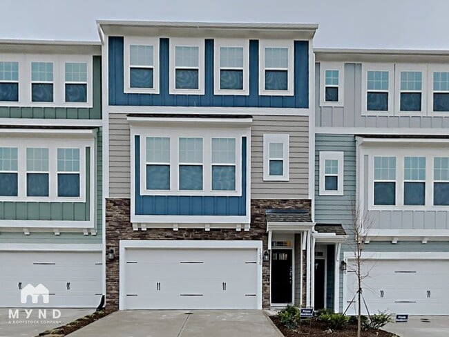 Building Photo - 1236 Commack Dr