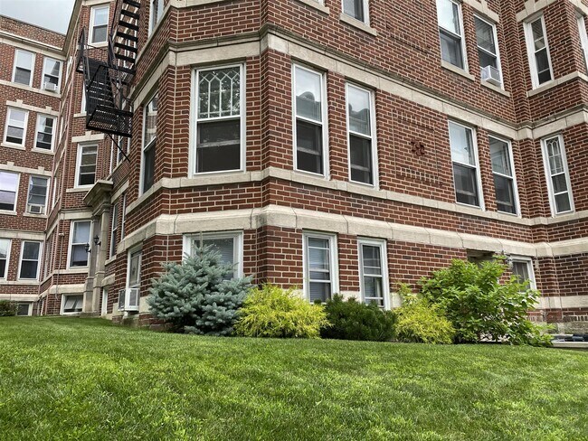 Foto del edificio - 331 Harvard St