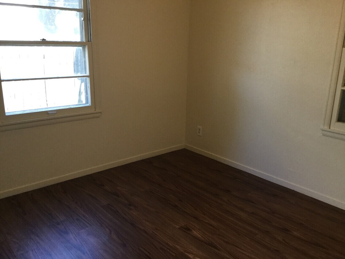 Foto del edificio - Comfortable 3 BR Single Family Home