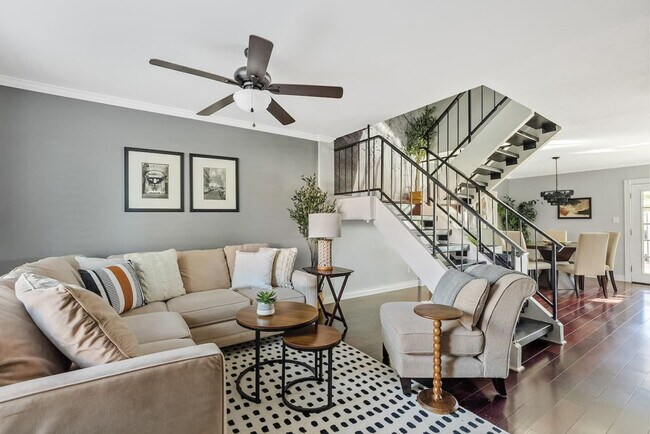 Foto del edificio - 8242 E Orange Blossom Ln