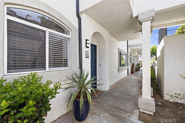Foto del edificio - 30902 Clubhouse Drive