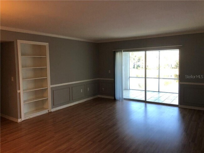 Foto del edificio - 10336 Carrollwood Ln