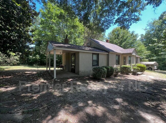 Foto del edificio - 3964 U.S. Hwy 601 N