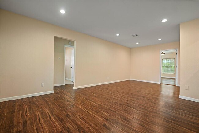 Foto del edificio - 4409 Wendell St