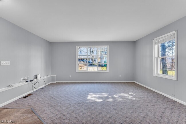 Foto del edificio - 10295 Stafford Rd