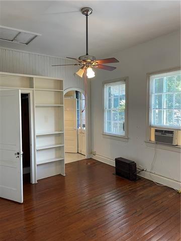 Foto del edificio - 824 Royal St