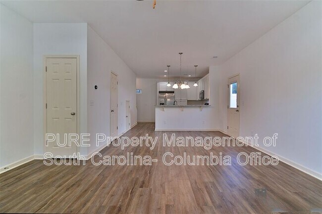 Foto del edificio - 536 Idlewood Park Dr