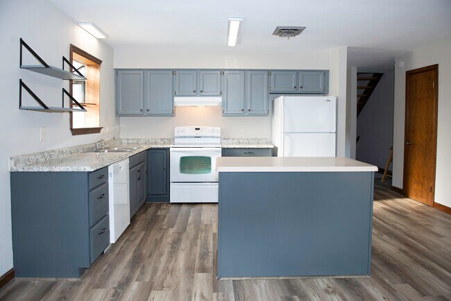 Building Photo - 4708 Lauderdale Ave