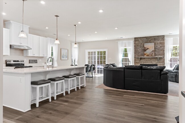 Building Photo - 12104 Landings Blvd