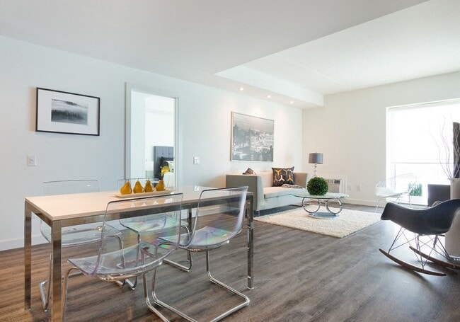 Photo du bâtiment - The Spot At 2815 Pembina