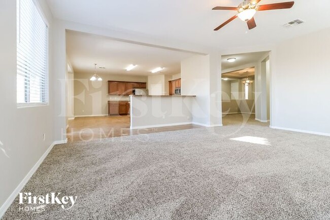 Foto del edificio - 1842 S 222nd Ln