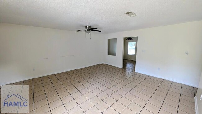 Building Photo - 179 Cherokee Cir