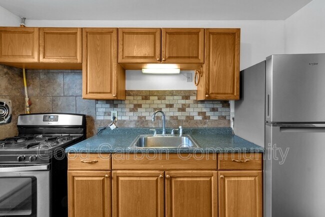 Foto del edificio - 5752 Main St