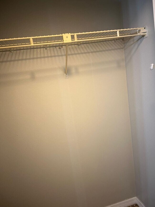 Foto del edificio - Move-In Ready 2BR/2BA Home with Modern Updates & Prime Zephyrhills Location!