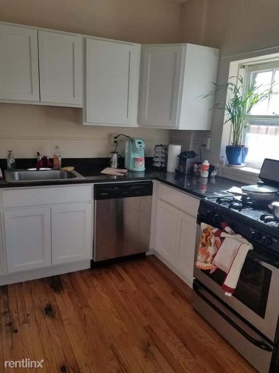 Foto del edificio - 1385 Manor Park Ave