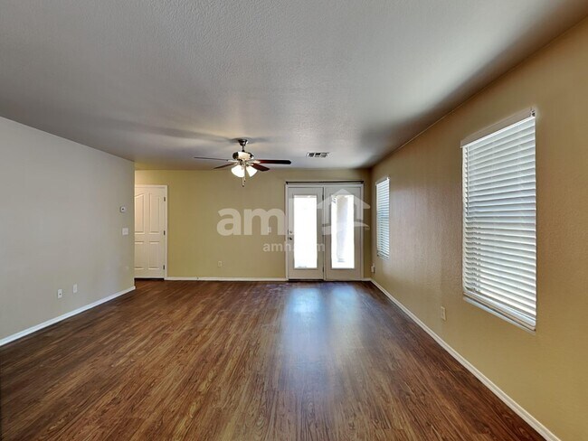 Foto del edificio - 9454 W Virginia Ave
