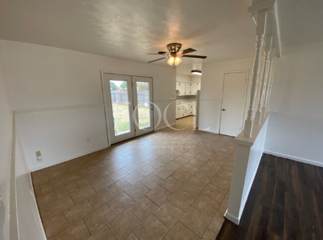 Foto del edificio - 3 bedroom, 2 bath, 1 car garage